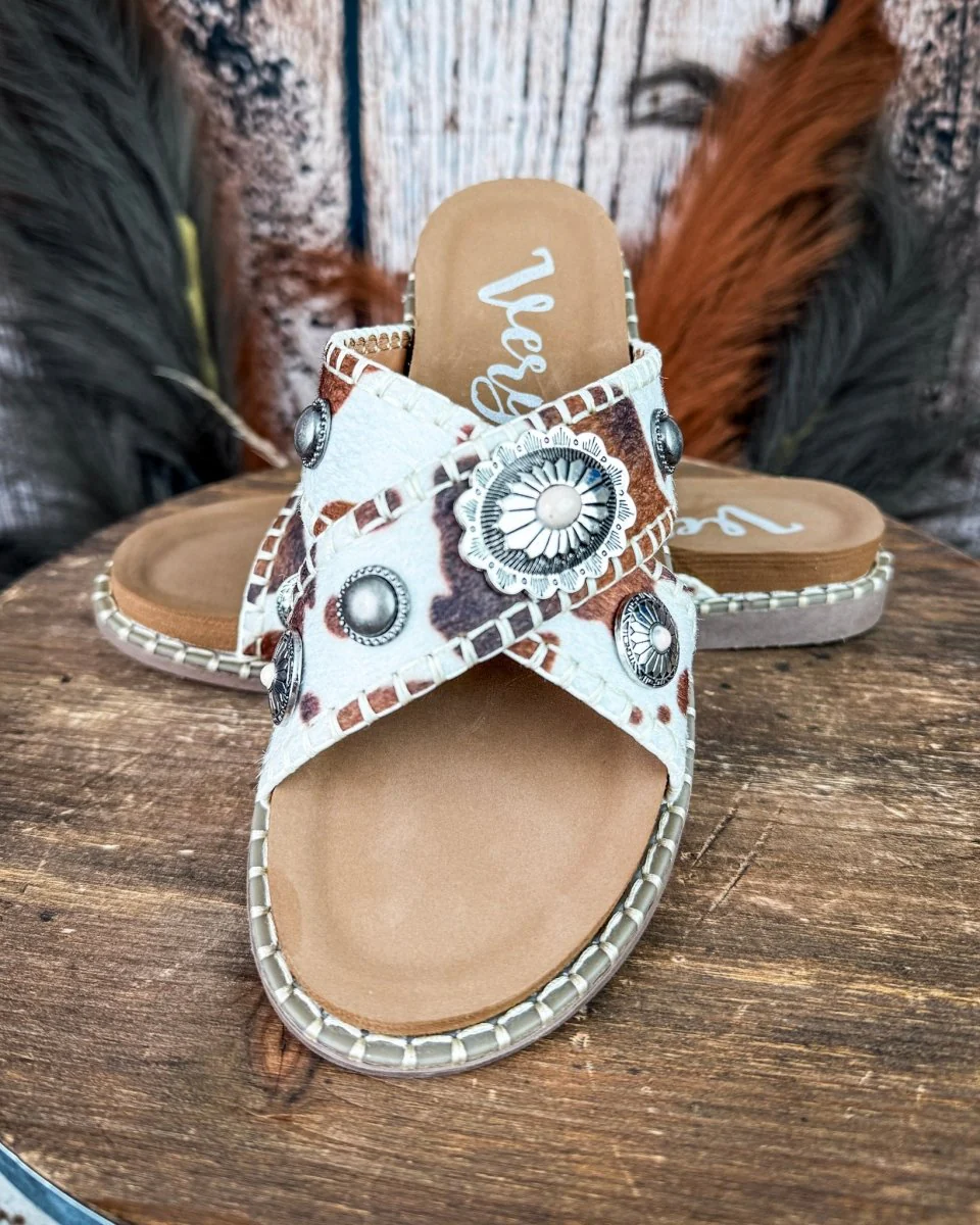 Betsy Concho Sandal in Cream and Tan by Very G - Image 7