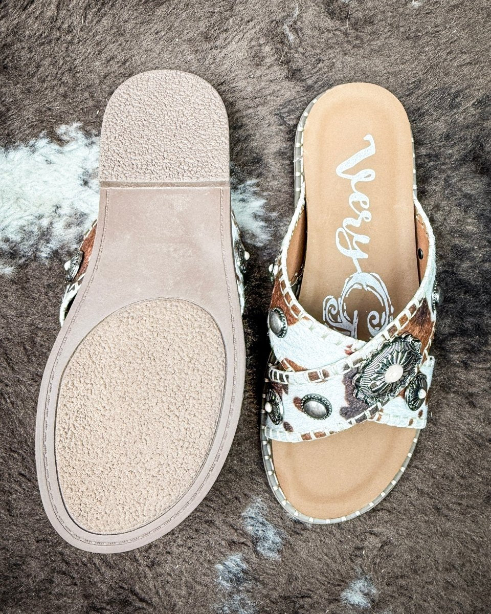 Betsy Concho Sandal in Cream and Tan by Very G - Image 9