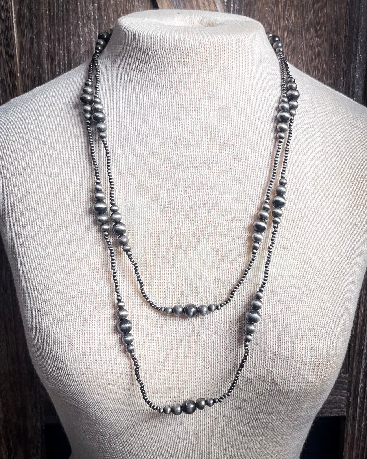 Bunk Navajo Style Pearl Layer Fashion Necklace - Image 2