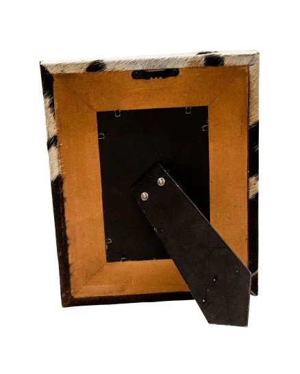 Cactos Hairon Photo Frame by Myra Bag - Image 4
