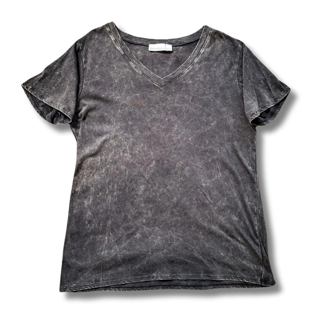Frisco Acid Wash V-Neck Tee in Ash Black - Image 10