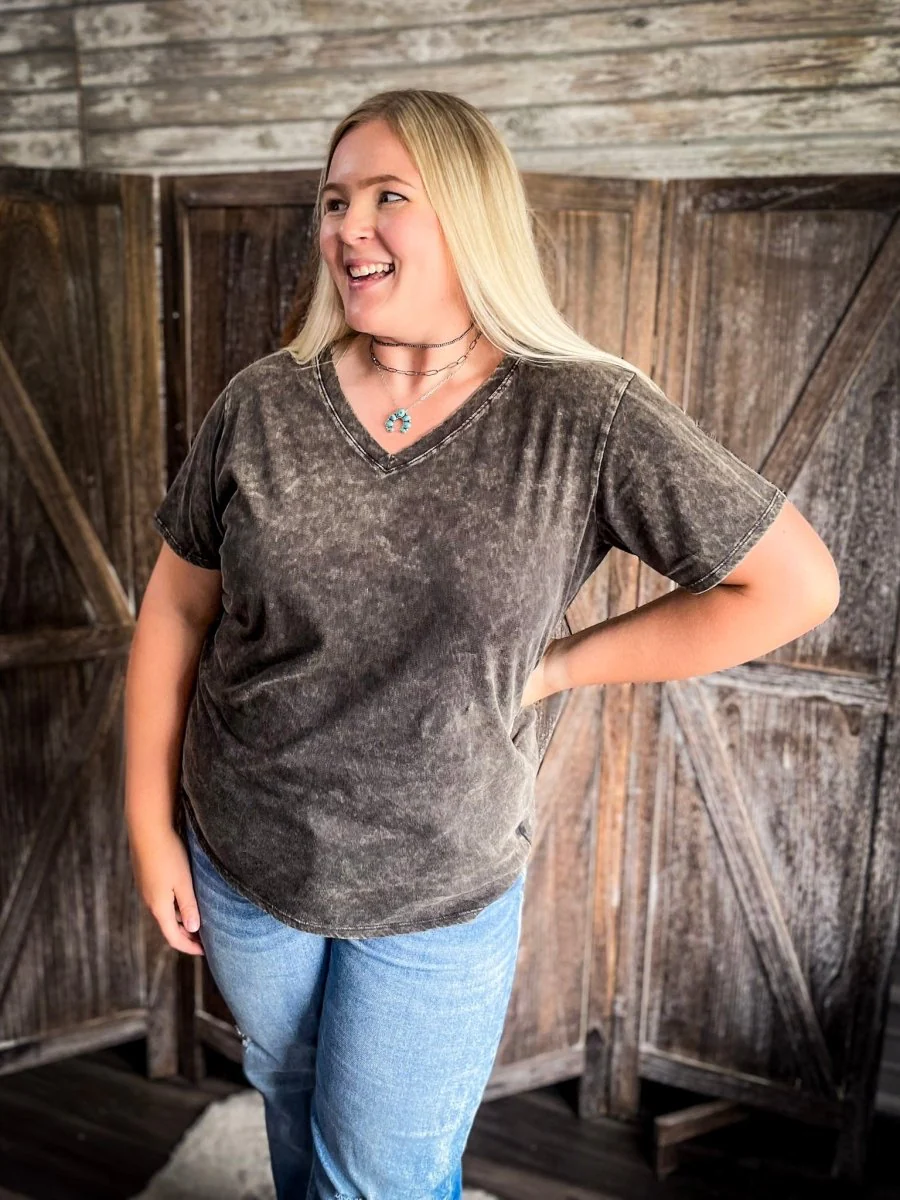 Frisco Acid Wash V-Neck Tee in Ash Black - Image 4