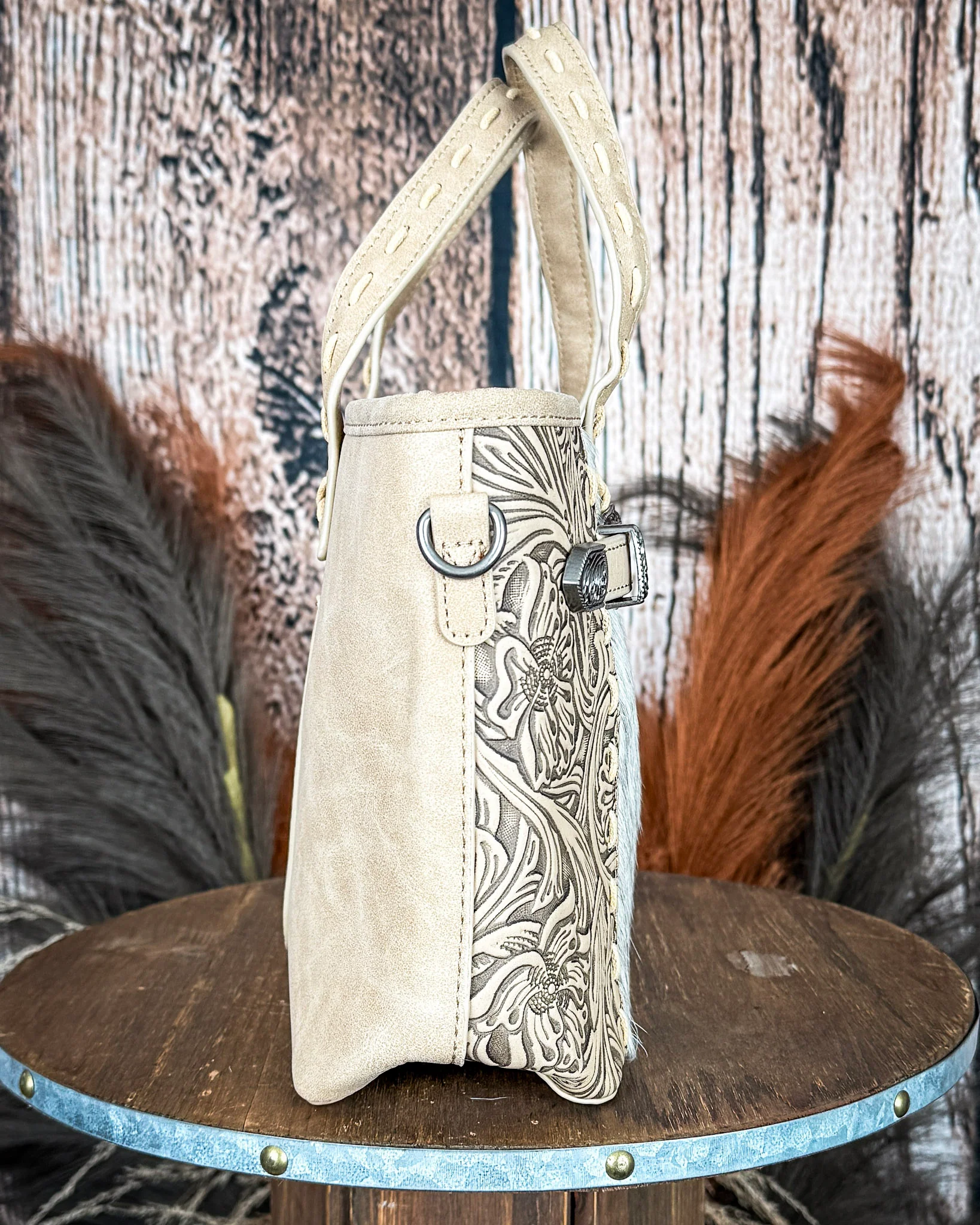 Frontier Buckle Hide Tote in Tan by Trinity Ranch - Image 4