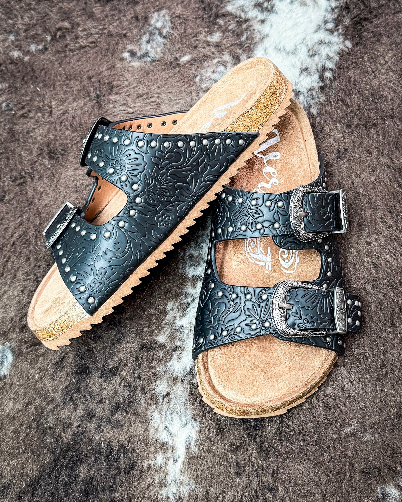 Heidi Sandal in Black by Very G - Image 4