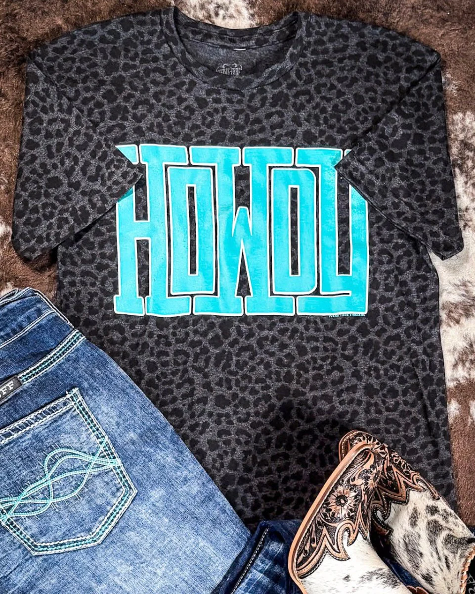Howdy Block Graphic Tee in Black Leopard