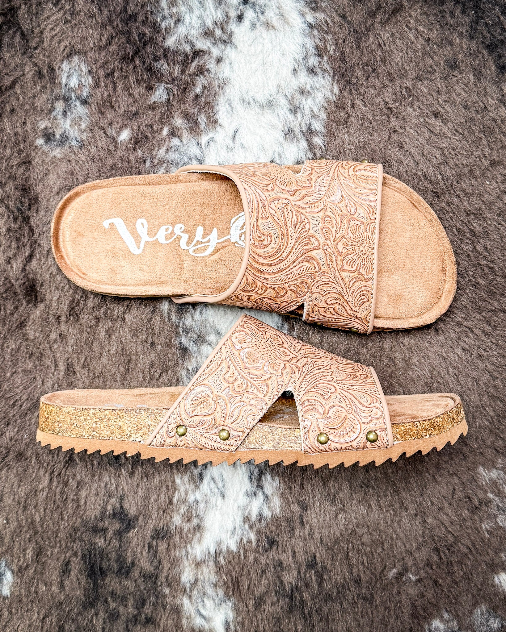 Jordyn Sandal in Light Tan by Very G - Image 3