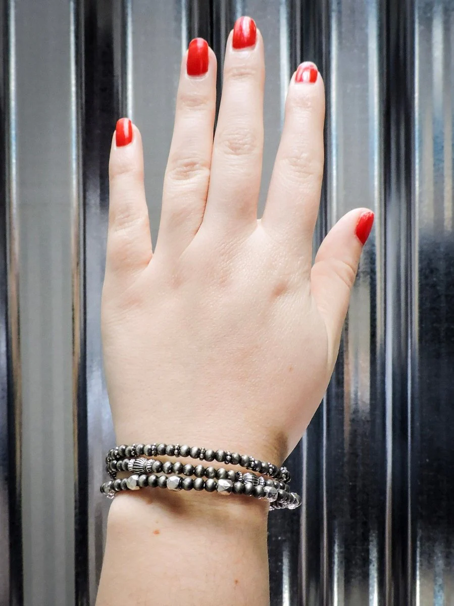 Leanne Stackable Stretch Bracelet Set - Image 6