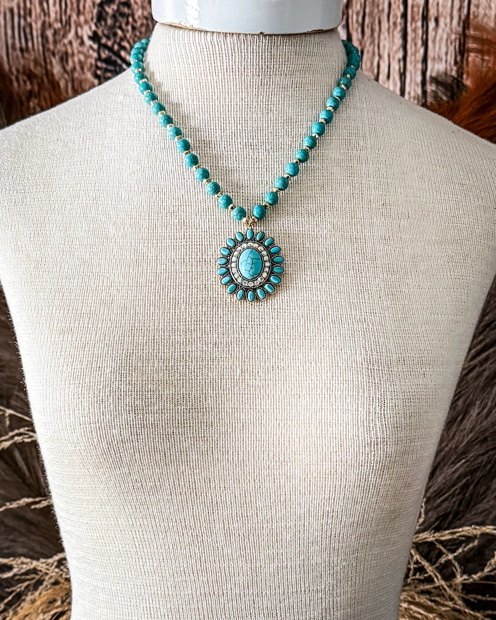 Magnolia Beaded Necklace in Teal - Image 3