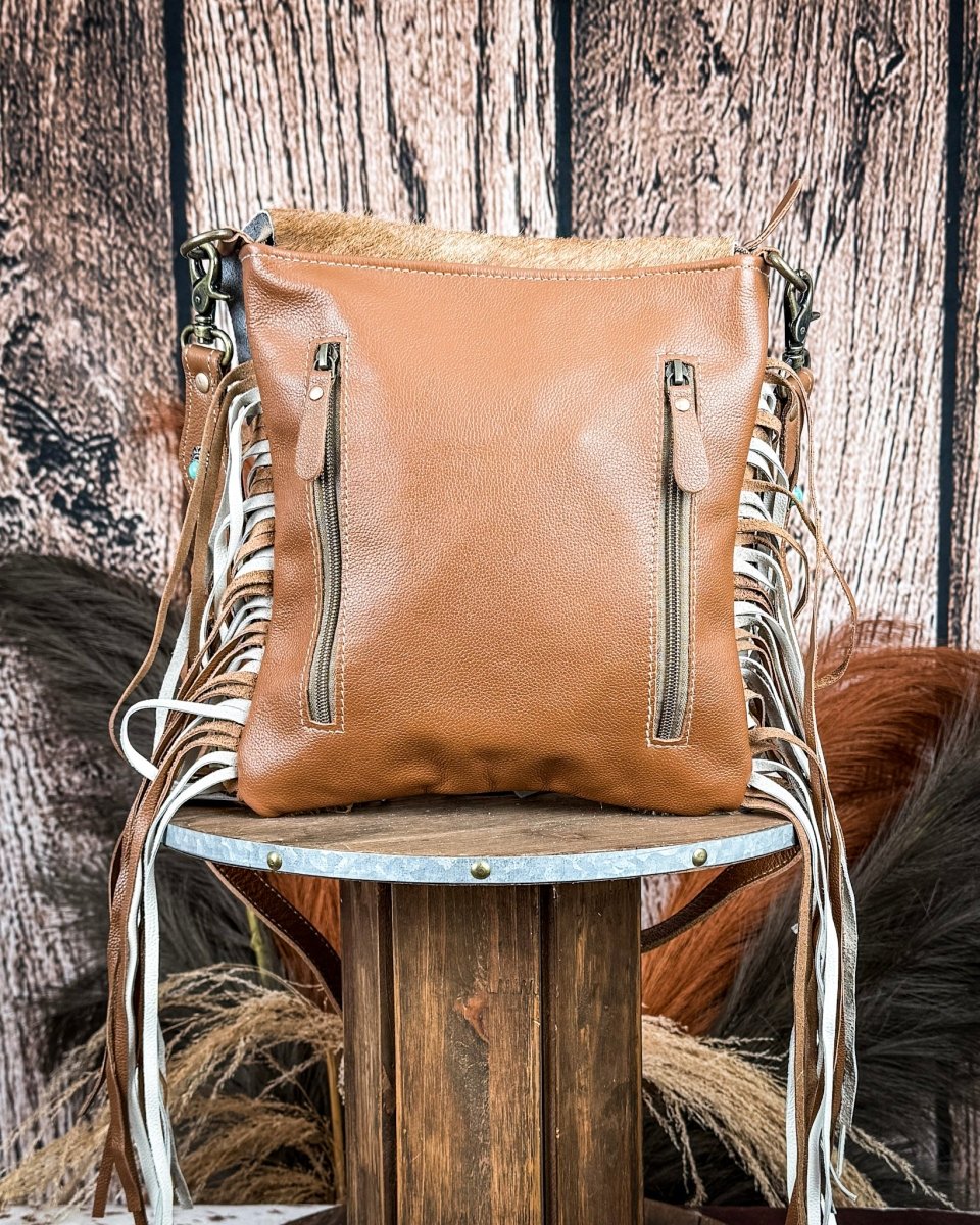 Mesa Concealed Carry Bag in Prairie Fawn by Myra Bag - Image 4