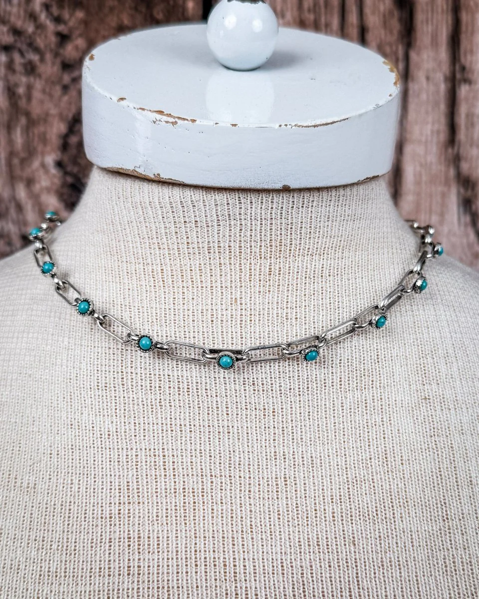 Morrow Chain Necklace with Stone Accents - Image 2