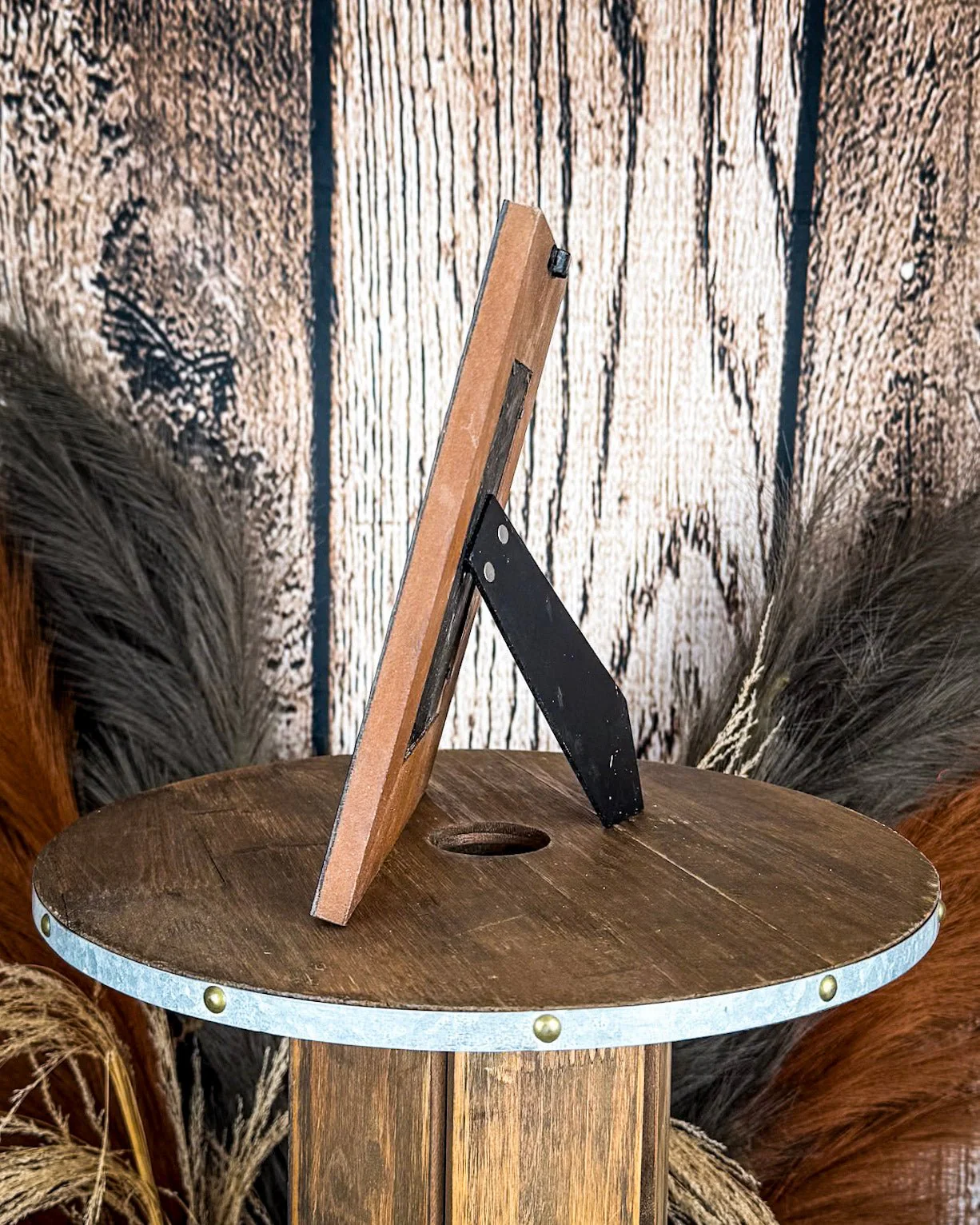 Classic Country Photo Frame by Myra Bag - Image 4