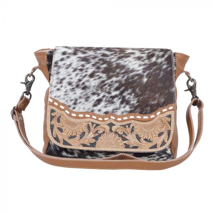 Mangnifique Concealed Carry Bag by Myra Bag - Image 8