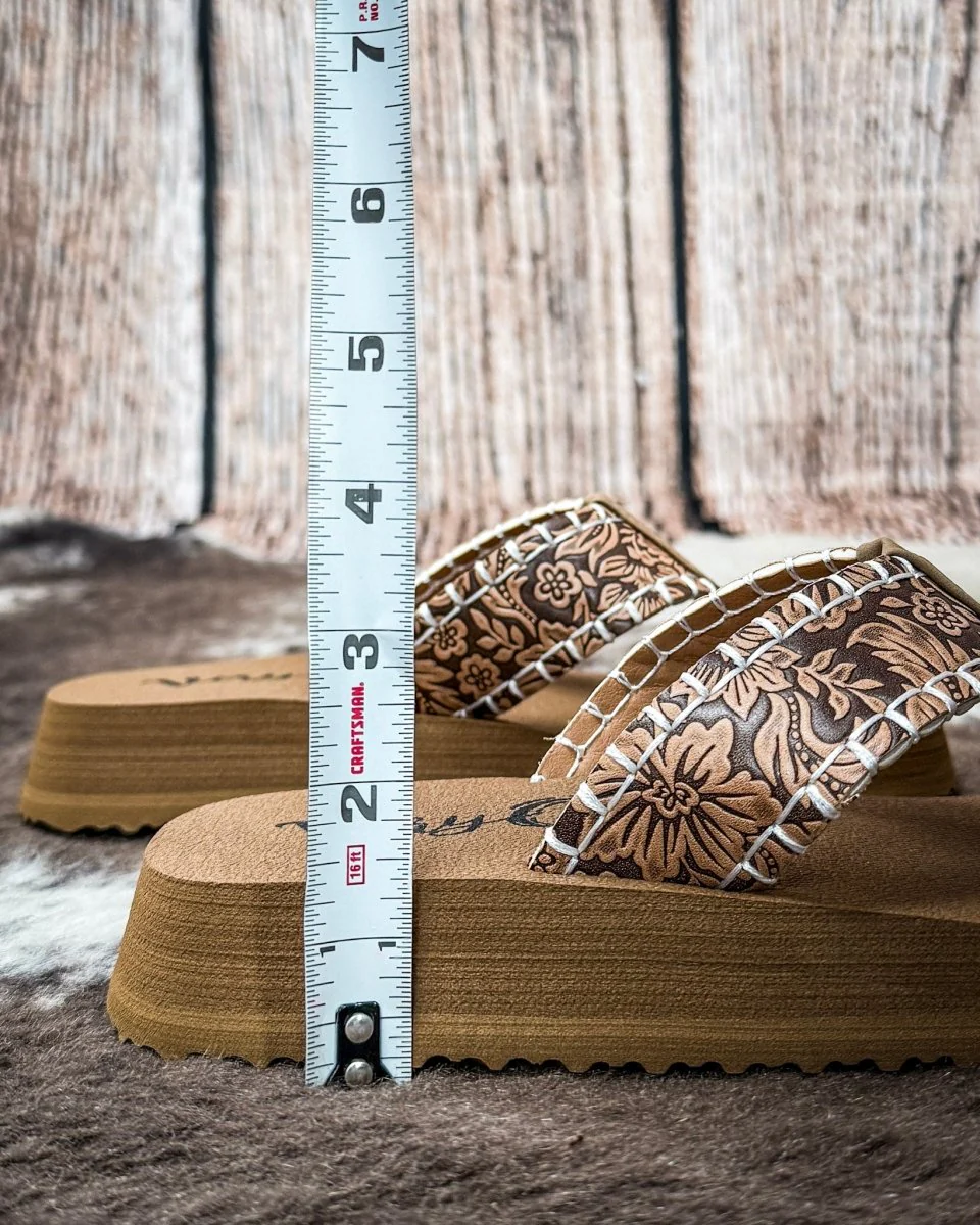 Pamela Sandal in Tan by Very G - Image 4