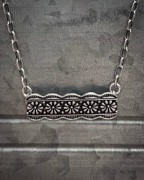 Prairie Bloom Layered Fashion Necklace Set - Image 11