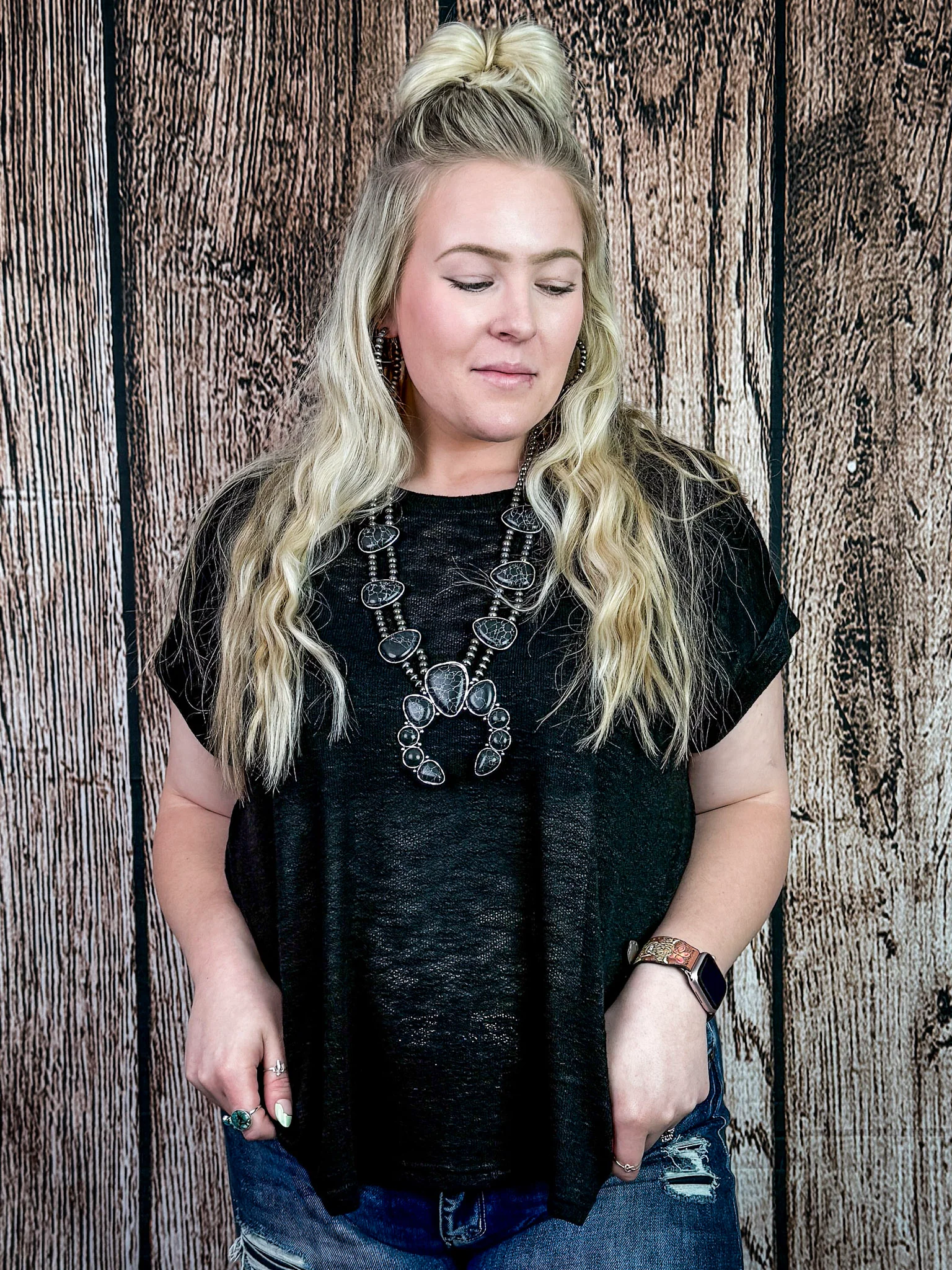 Sienna Drift Short Sleeved Hacci Tee in Black - Image 5