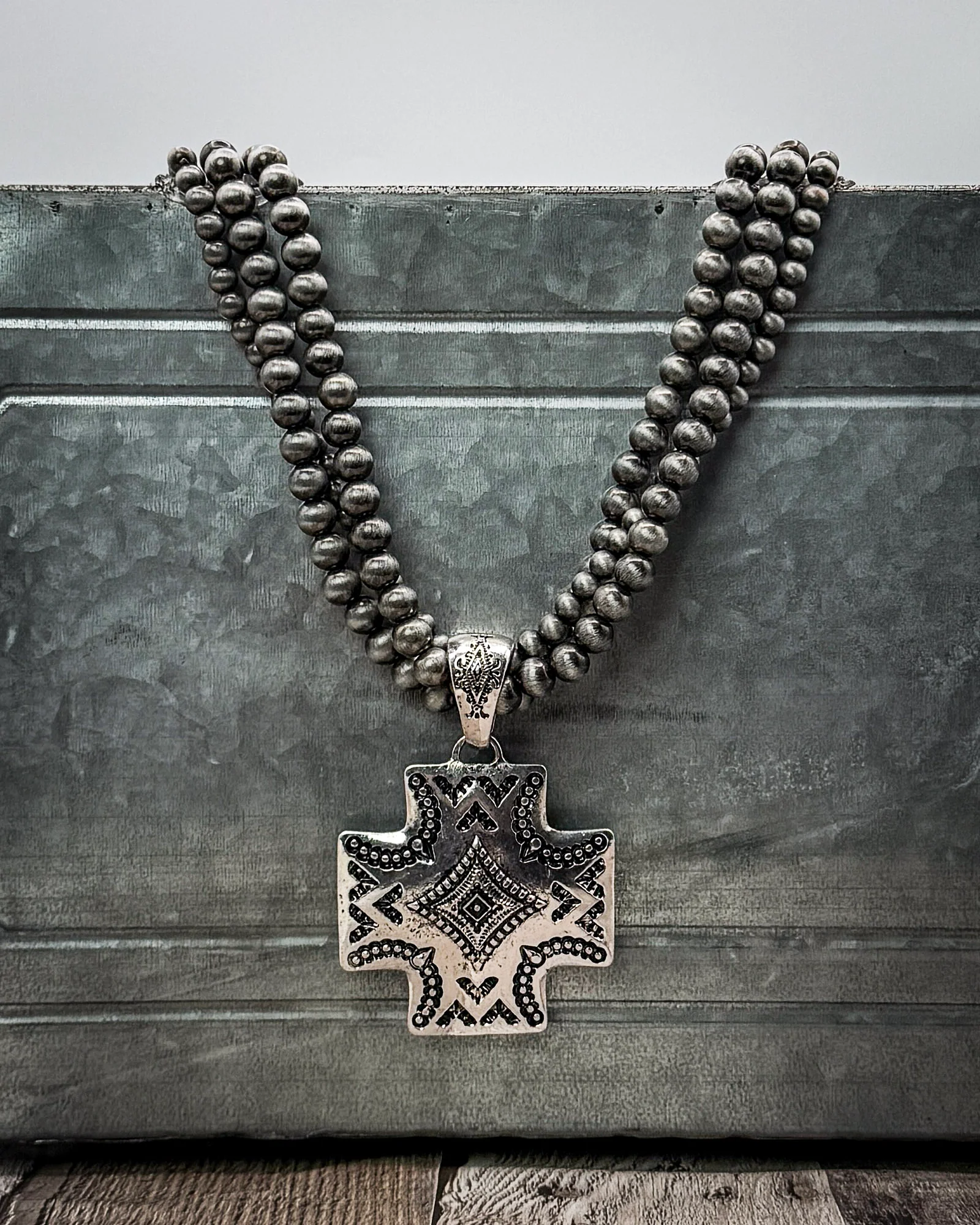 Silverwood Aztec Pendant Necklace Set - Image 2