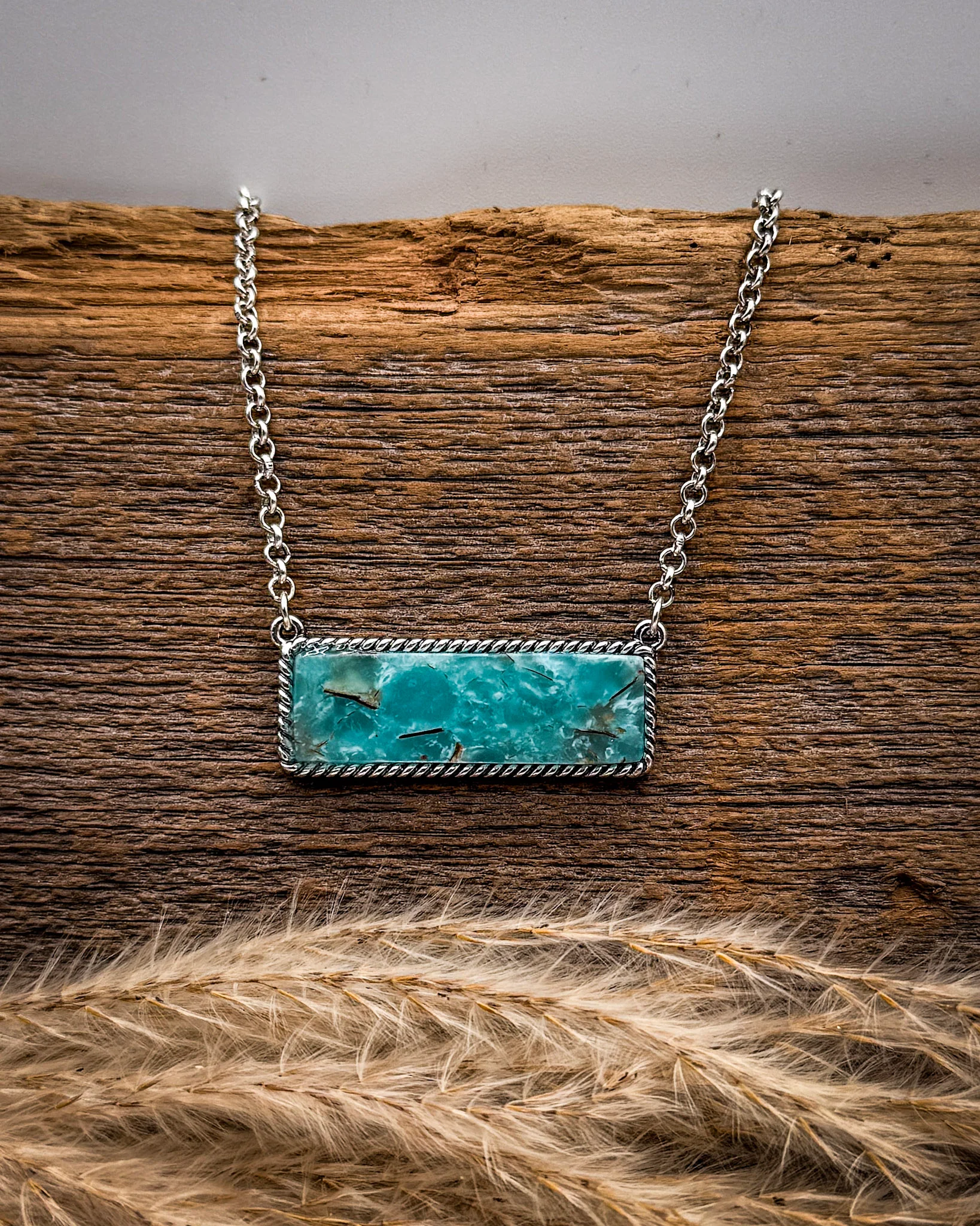Sloane Stone Bar Necklace