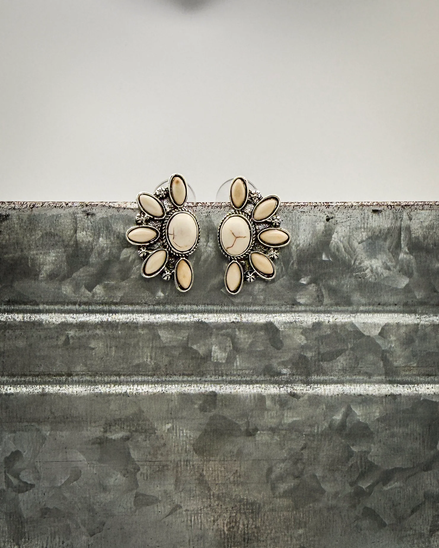 Sundial Stud Earrings in White - Image 4