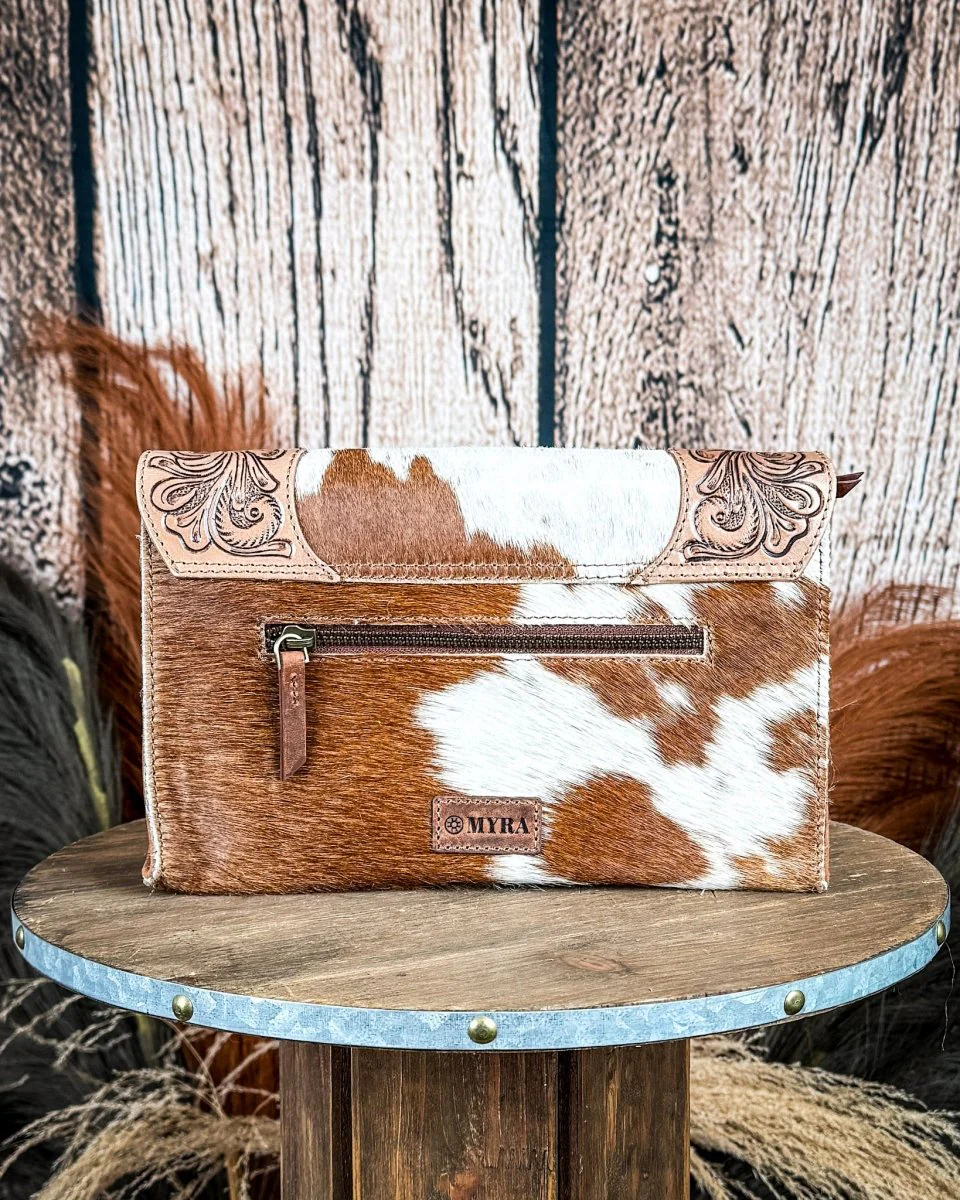 Vinebloom Carve Handtooled Bag in Sienna Frost by Myra Bag - Image 4