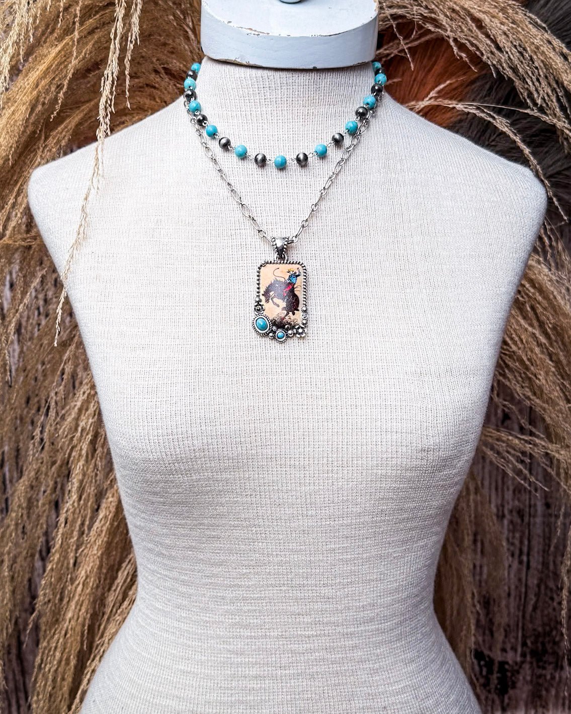 Wild West Layered Fashion Necklace - Image 3